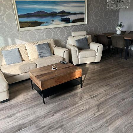 Largs Sea Front, Modern Apartment Екстериор снимка