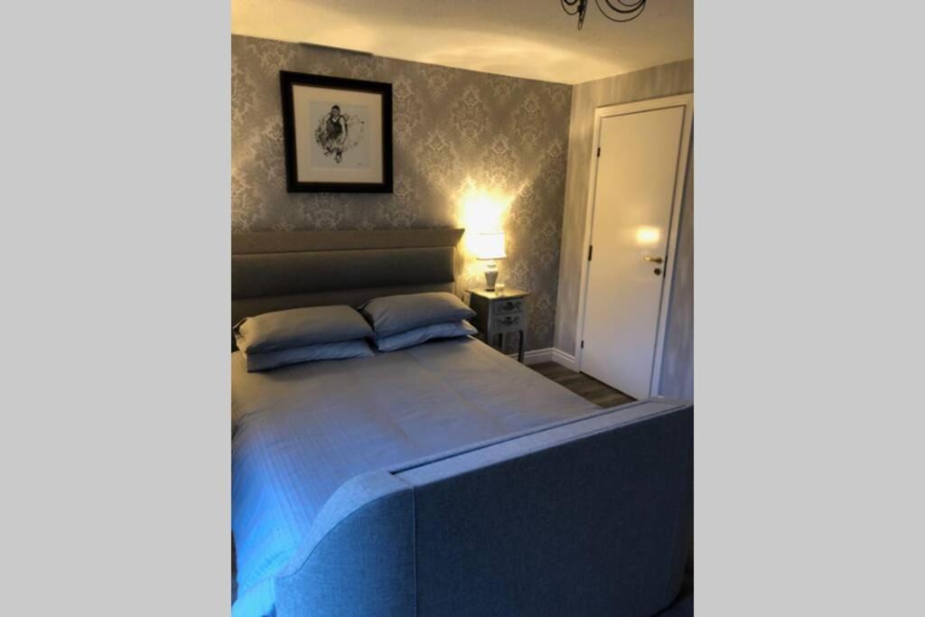 Largs Sea Front, Modern Apartment Екстериор снимка